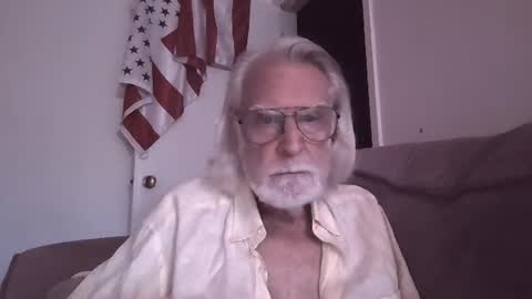 AlphaUniform online show from August 2026 12:25:01 PM