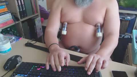 Snapshot of alpistesub chatting on November 2025 12:05:01 PM alpistesub online show from November 2025 12:05:01 PM