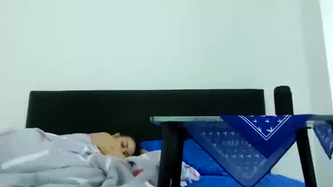 Snapshot of alpsxsiberia chatting on December 2025 04:18:02 AM Dan Nati online show from December 2025 04:18:02 AM