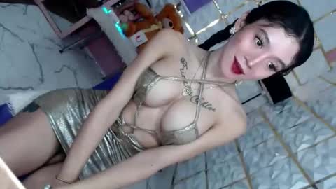 Chloe- DONT FORGET TO FOLLOW MElets getting to know each other and make some love and fun online show from February 2026 01:34:01 AM