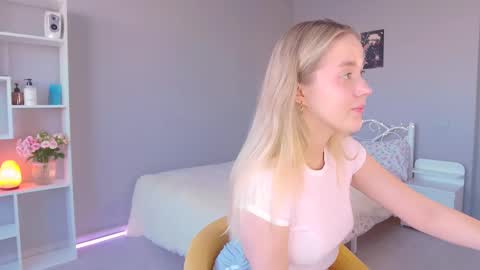 Amelia NEXT STREAM  online show from February 2025 01:53:02 PM