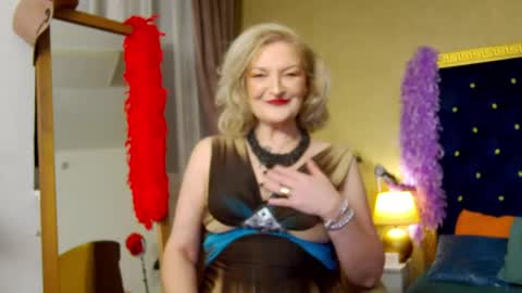 Alura Jenson online show from May 2026 09:22:01 PM