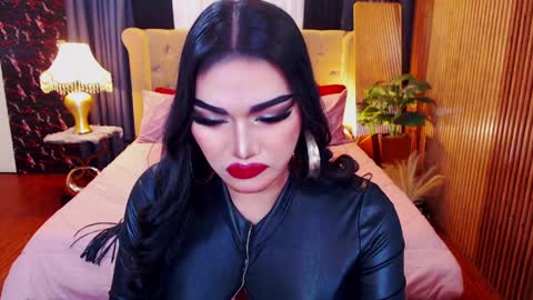 Alura Jhenson online show from April 2026 10:37:01 AM