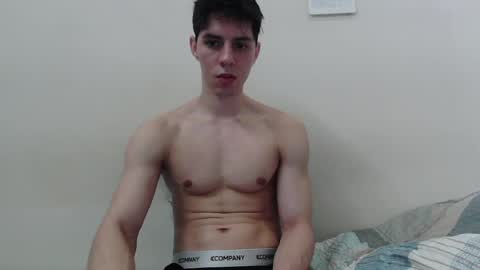 alvarodancer online show from July 2026 06:28:01 AM