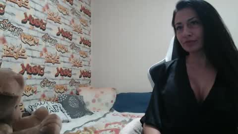 Snapshot of alwayshornybg chatting on February 2026 09:12:02 AM Goshu online show from February 2026 09:12:02 AM