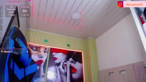   online show from December 2024 08:25:01 PM