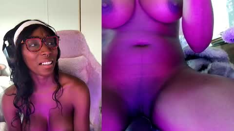 Snapshot of alys_at_college chatting on September 2025 05:02:02 PM Sweet Alys online show from September 2025 05:02:02 PM