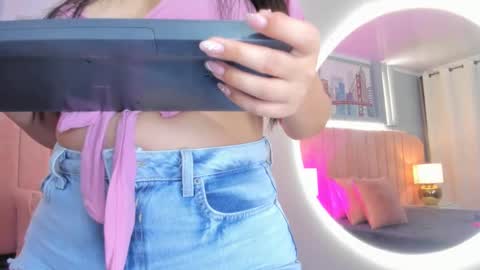 Snapshot of alys_baker chatting on October 2025 03:47:02 AM Alys online show from October 2025 03:47:02 AM