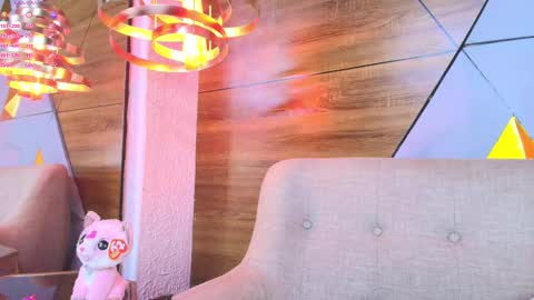 sopie online show from February 2025 02:04:02 PM