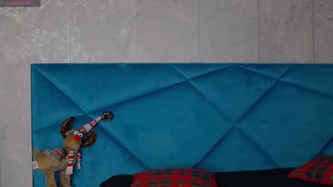 Alyse online show from February 2025 06:17:01 PM