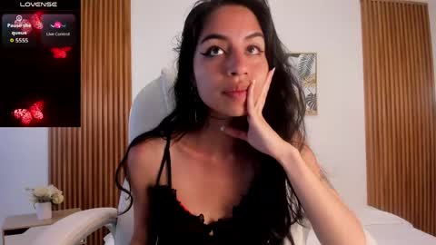 alyssabeauty_ online show from April 2026 09:17:02 PM