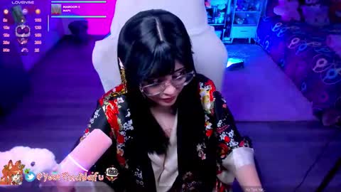  . Monday to Saturday at 10pm and 6am Colombia time online show from November 2025 02:20:01 AM