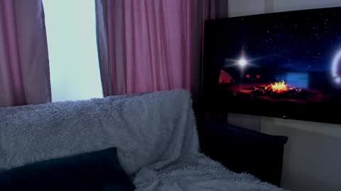 Snapshot of alyssensual chatting on February 2025 09:04:02 AM Alyssa I will be online December 2 at 2000 UTC online show from February 2025 09:04:02 AM