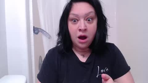 Alyssiaamorexo online show from February 2025 05:04:02 PM