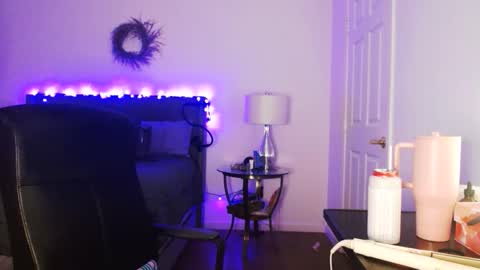 Alyssiaamorexo online show from March 2026 05:23:02 PM