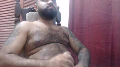 alz_hunter online show from October 2025 12:45:02 PM