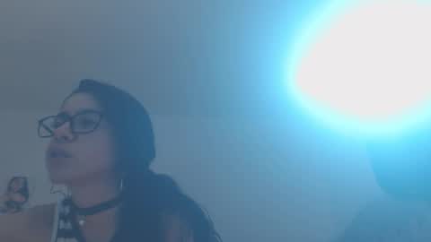 valentia online show from November 2025 01:59:02 AM