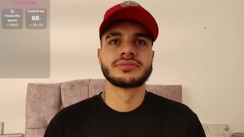 Amadeo Wild online show from November 2025 07:56:02 PM