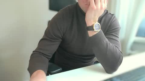 amadeos12345 online show from February 2026 12:59:02 PM