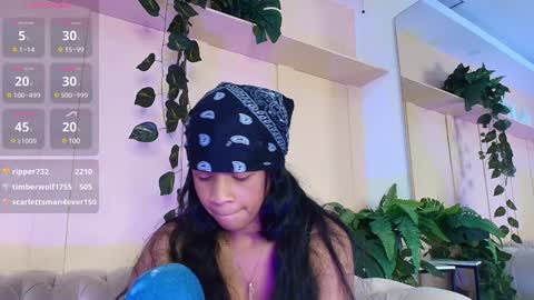 Snapshot of amaia_baez chatting on December 2024 01:48:02 AM AMAIA online show from December 2024 01:48:02 AM