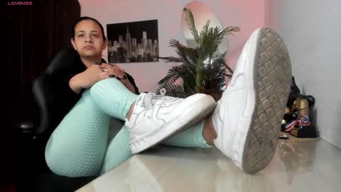 anny online show from October 2025 02:23:02 AM