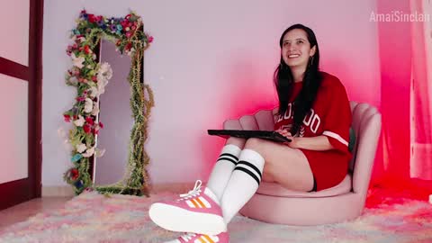 Snapshot of amaisinclair chatting on January 2025 06:24:02 AM Amai Sinclair online show from January 2025 06:24:02 AM