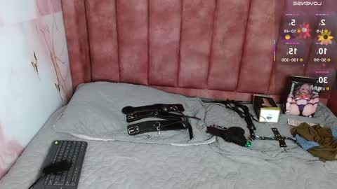 Hilary Ester online show from April 2026 09:39:33 PM