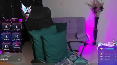 Snapshot of amalia_cruss chatting on December 2024 10:33:02 AM Amalia cruss online show from December 2024 10:33:02 AM