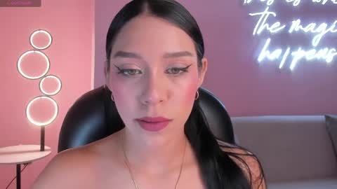 Snapshot of amalia_cruss chatting on June 2026 01:28:02 AM Amalia cruss online show from June 2026 01:28:02 AM