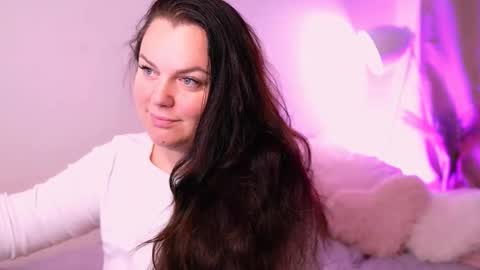 Snapshot of amalia_minkxx chatting on November 2025 04:00:01 AM amalia_minkxx online show from November 2025 04:00:01 AM