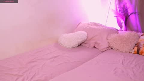 Snapshot of amalia_minkxx chatting on November 2025 05:28:02 PM amalia_minkxx online show from November 2025 05:28:02 PM