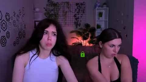 Snapshot of amalialowell chatting on June 2026 12:32:02 AM Amalia online show from June 2026 12:32:02 AM