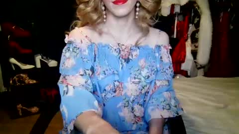 Amalie online show from July 2026 04:37:02 PM