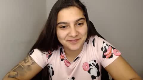 Snapshot of amanda5star chatting on January 2025 02:19:02 AM The queen of the biceps online show from January 2025 02:19:02 AM