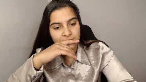 Snapshot of amanda5star chatting on January 2025 07:18:01 PM The queen of the biceps online show from January 2025 07:18:01 PM