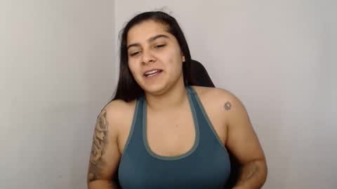 Snapshot of amanda5star chatting on January 2025 12:02:02 PM The queen of the biceps online show from January 2025 12:02:02 PM