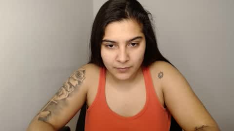 Snapshot of amanda5star chatting on February 2025 10:58:02 AM The queen of the biceps online show from February 2025 10:58:02 AM