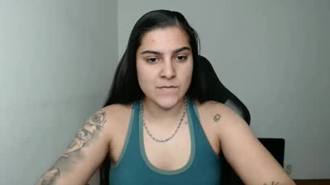 The queen of the biceps  online show from April 2026 02:44:02 PM