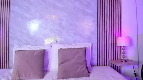 Luisa online show from March 2026 02:44:01 AM