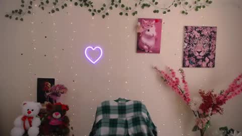 amanda_bright_ online show from May 2026 10:32:02 AM