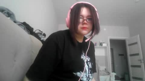 Snapshot of amanda_mia chatting on April 2026 11:06:01 AM amanda_mia online show from April 2026 11:06:01 AM