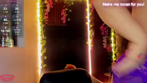Amanda Moore online show from July 2026 05:32:02 AM