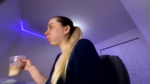 Amanda online show from March 2025 11:39:02 AM