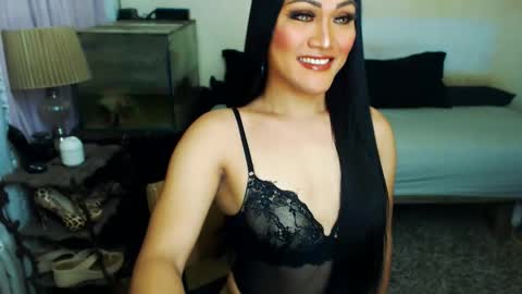 Snapshot of amandawildsexxx chatting on October 2025 10:12:02 AM Suzie online show from October 2025 10:12:02 AM