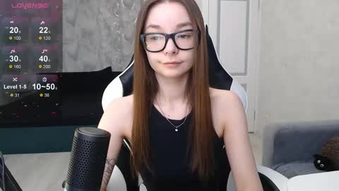 Mila online show from February 2025 12:16:02 PM