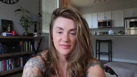 Snapshot of amarajezebel chatting on November 2025 05:35:01 PM Amara Jezebel online show from November 2025 05:35:01 PM