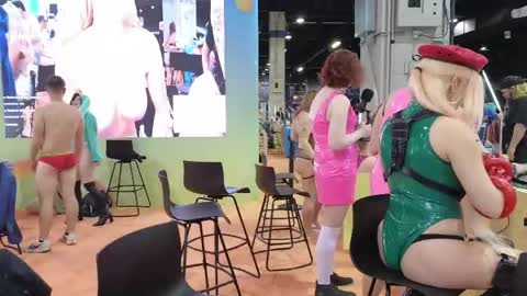 Snapshot of amaramoonglow chatting on April 2026 06:24:02 PM Amara online show from April 2026 06:24:02 PM