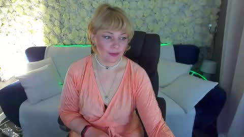 Sofia online show from May 2026 06:57:02 PM