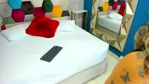 amarantha_hans online show from February 2025 07:48:02 PM