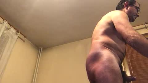 Amaranther online show from December 2025 07:00:01 PM